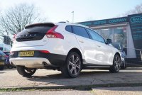 VOLVO V40 CROSS COUNTRY
